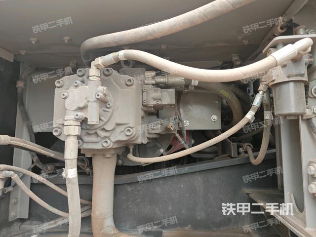 液压泵室（大件舱室）