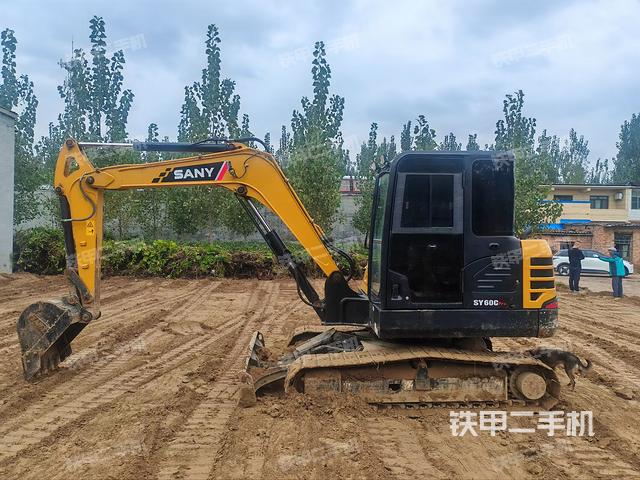 三一重工SY60C挖掘機