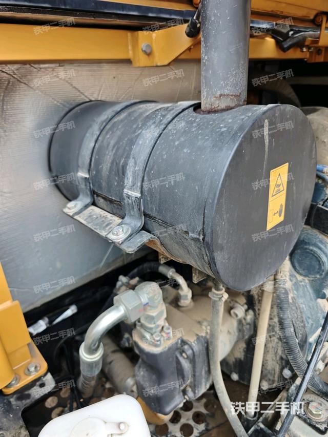 電瓶（大件艙室）