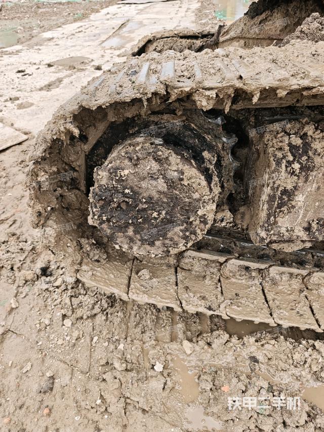 右導(dǎo)向輪（行走機(jī)構(gòu)）