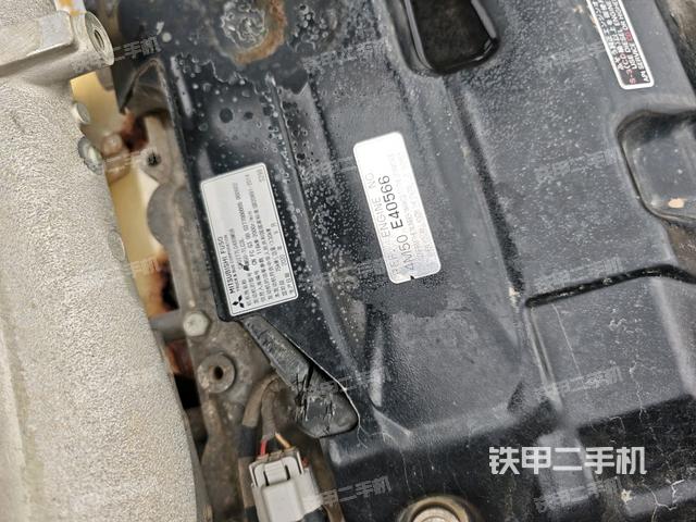 中央回转接头特写（上车部件）