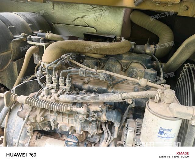 發(fā)動機整體俯視(整機外觀) 發(fā)動機整體俯視(整機外觀)