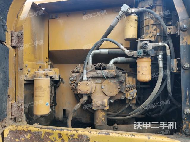 液压泵斜45 右(大件舱室) 液压泵斜45 右(大件舱室)