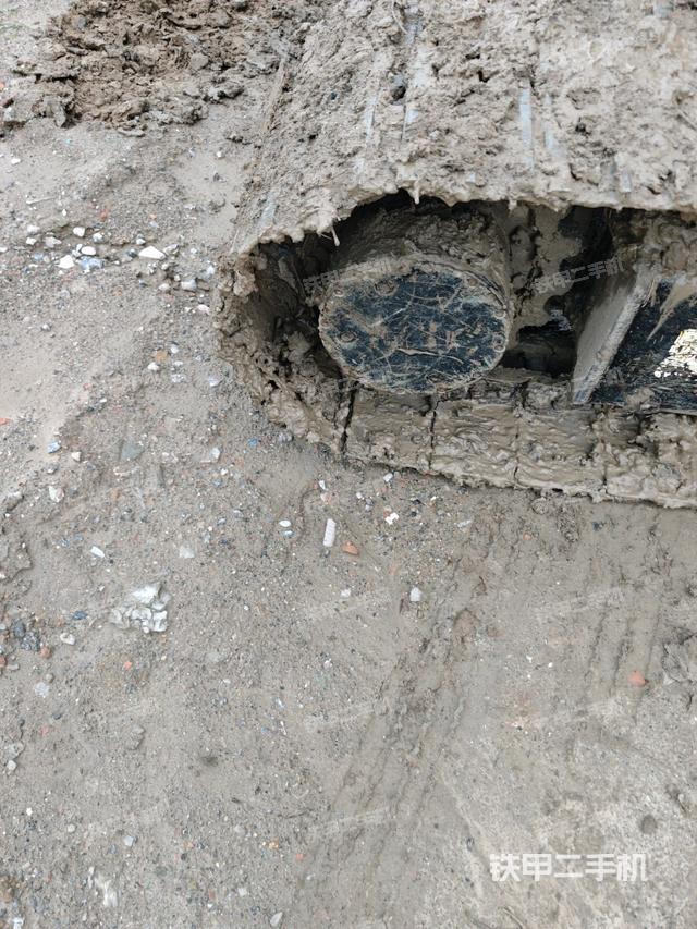 右導(dǎo)向輪（行走機(jī)構(gòu)）