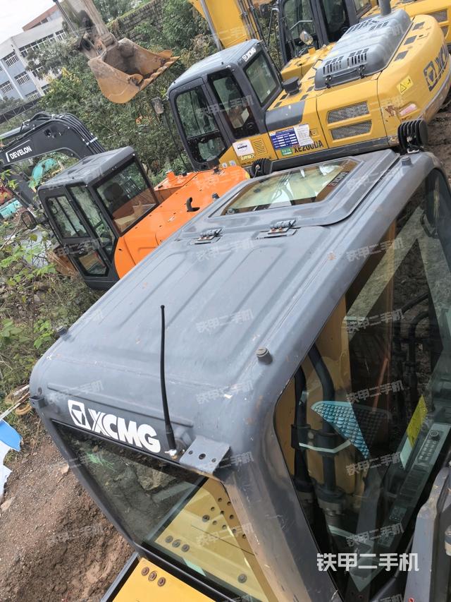 氣門室蓋螺絲特寫(上車部件) 氣門室蓋螺絲特寫(上車部件)