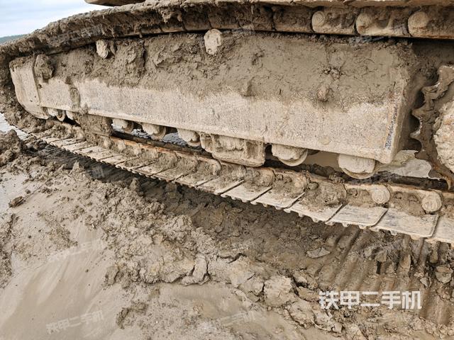 右導(dǎo)向輪（行走機(jī)構(gòu)）