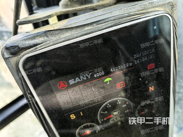 小时表(驾驶室部分) 小时表(驾驶室部分)
