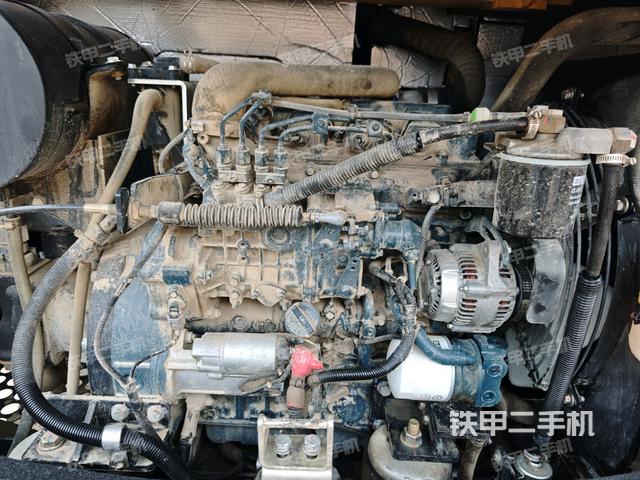 發(fā)動機(jī)室（上車部件）