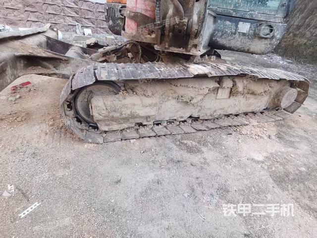 单侧履带整体（整机外观）