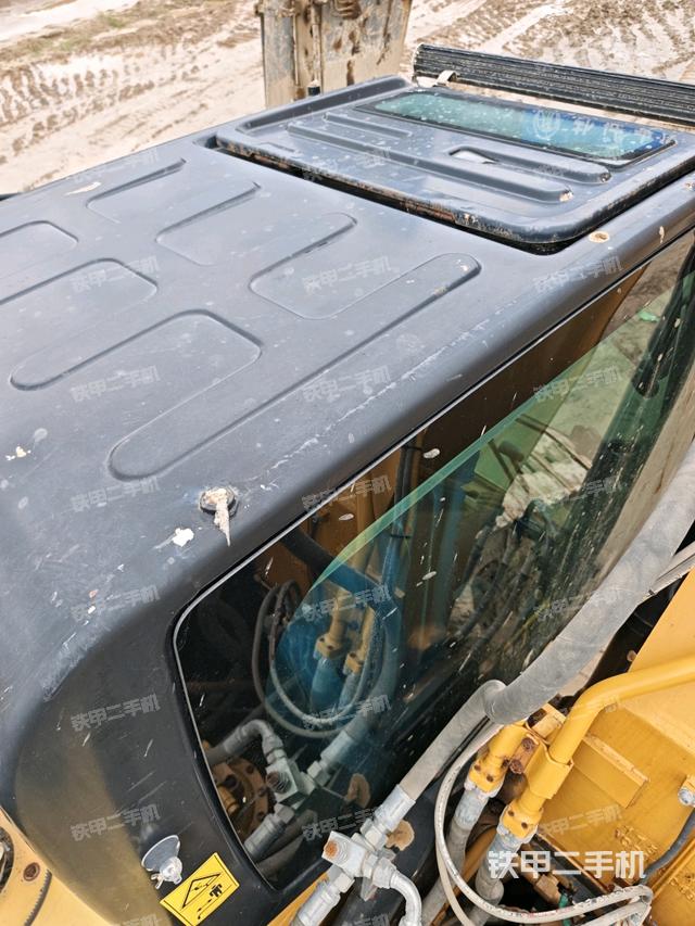 驾驶室顶部俯视（上车部件）