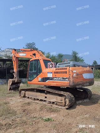 斗山DH220LC-9E挖掘机实拍图片