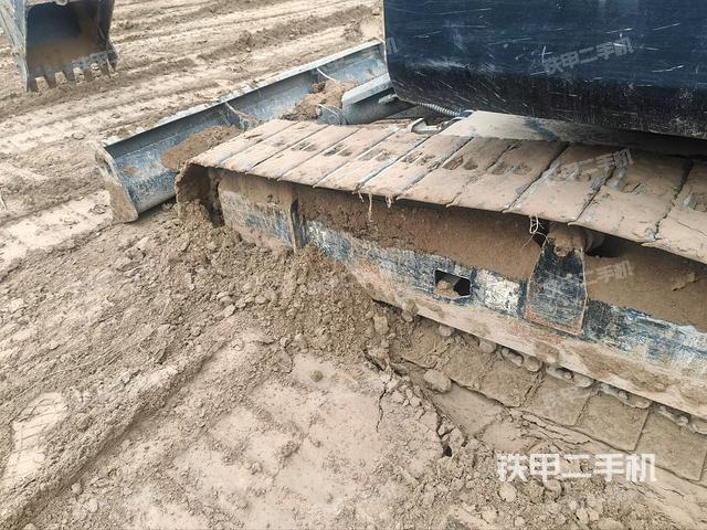 单侧履带整体（整机外观）