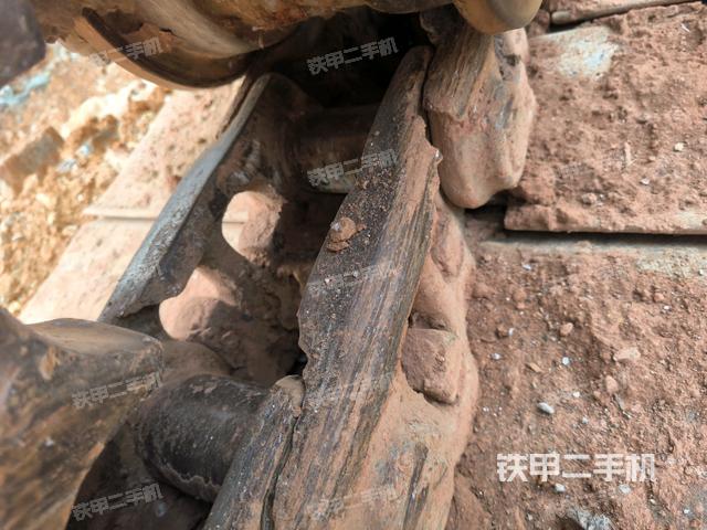 左導(dǎo)向輪(行走機構(gòu)) 左導(dǎo)向輪(行走機構(gòu))