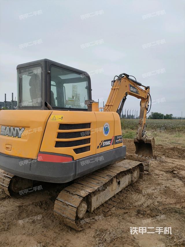 整機右后45°(整機外觀) 整機右后45°(整機外觀)
