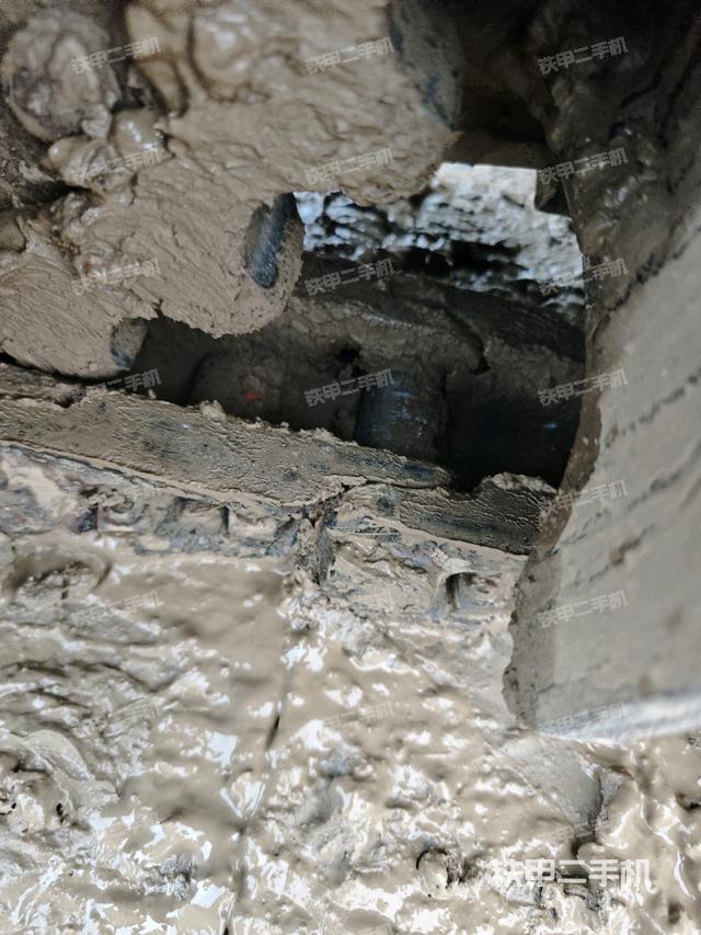 左導(dǎo)向輪（行走機(jī)構(gòu)）