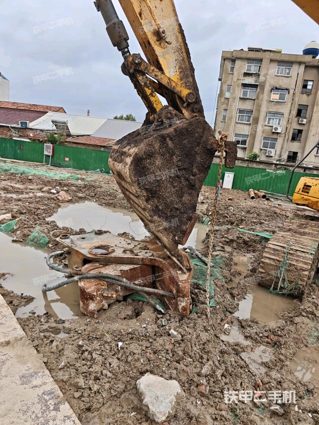 小臂整體左后（工作和回轉(zhuǎn)裝置）