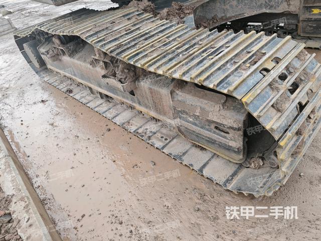 左侧履带整体 （行走机构）