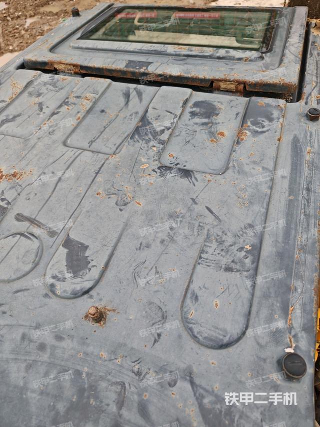 駕駛室頂部俯視（上車部件）