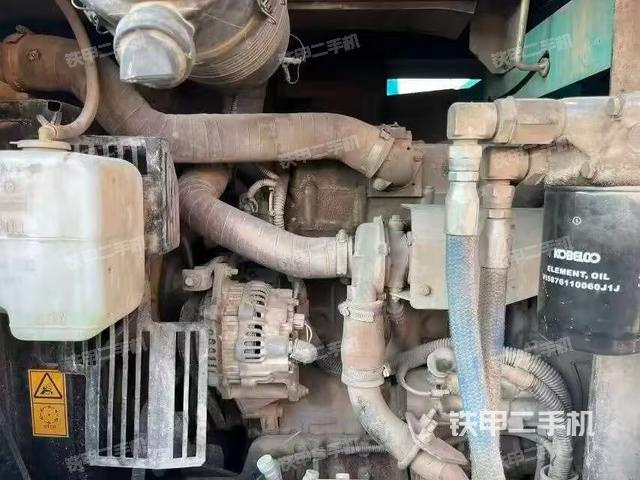 發(fā)動(dòng)機(jī)室(上車(chē)部件) 發(fā)動(dòng)機(jī)室(上車(chē)部件)