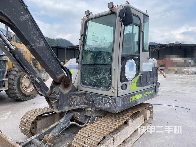 中联重科ZE60E-10挖掘机