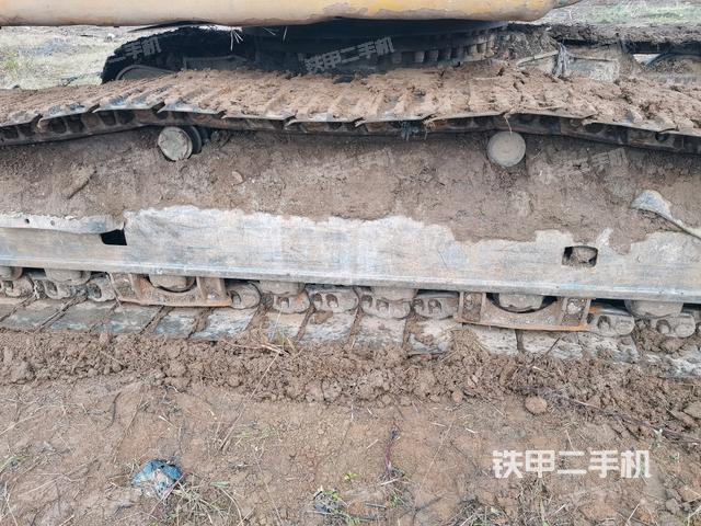 左侧行走马达盖板(行走机构) 左侧行走马达盖板(行走机构)