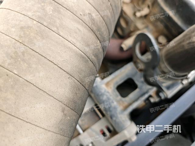 中央回转接头特写(上车部件) 中央回转接头特写(上车部件)