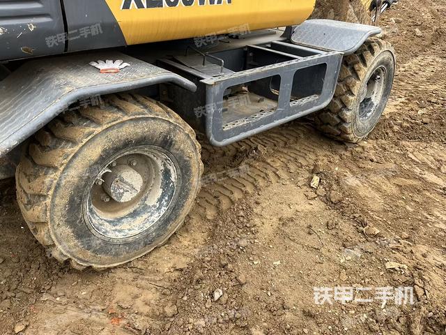 单侧履带整体（整机外观）