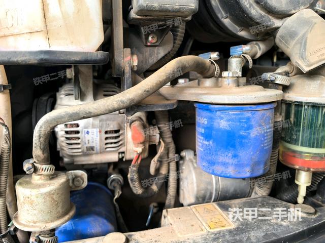 發(fā)動機室(上車部件) 發(fā)動機室(上車部件)