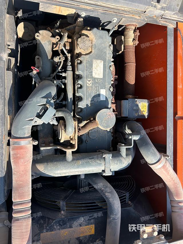 发动机整体俯视（整机外观）