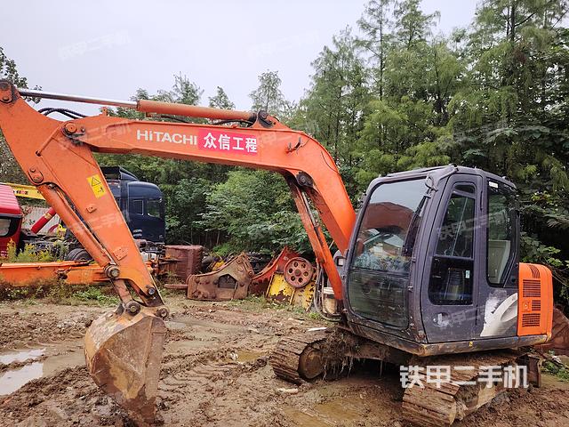 日立ZX60-5A挖掘機(jī)