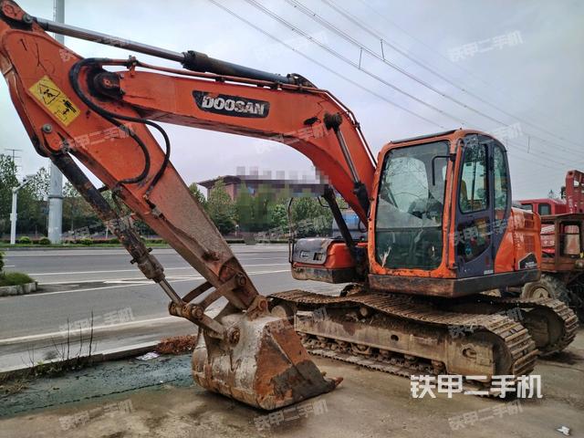 斗山DX130-9C挖掘機