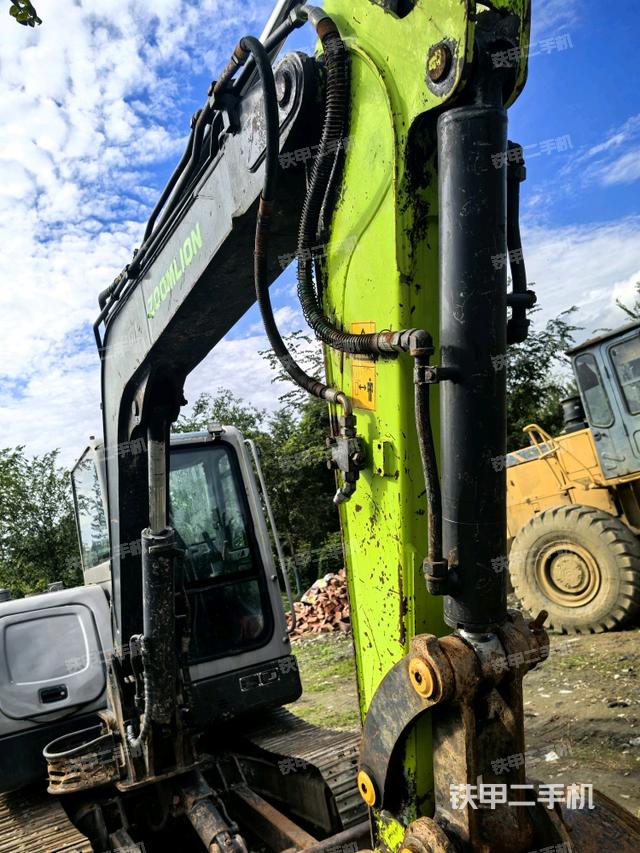 小臂整體左后（工作和回轉(zhuǎn)裝置）