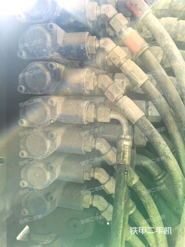 分配閥（上車部件）