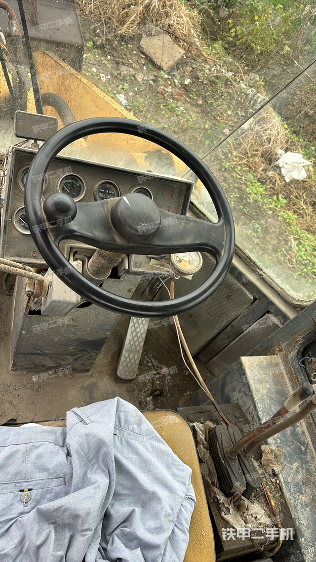 驾驶室操作台（整机外观及大件）