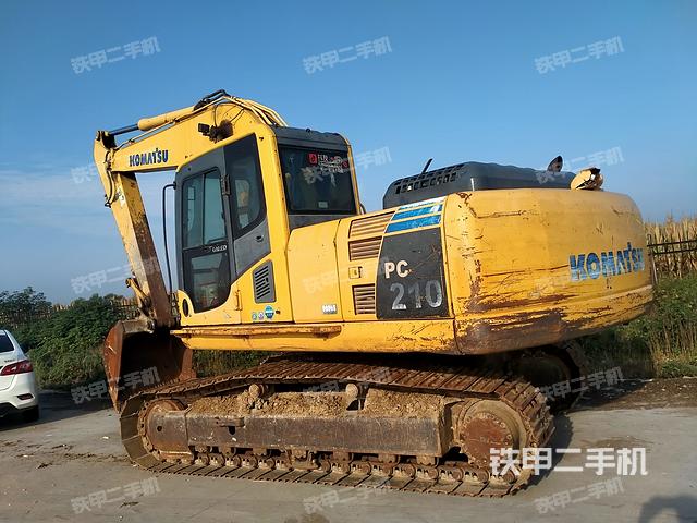 回转马达和主控阀（整机外观）