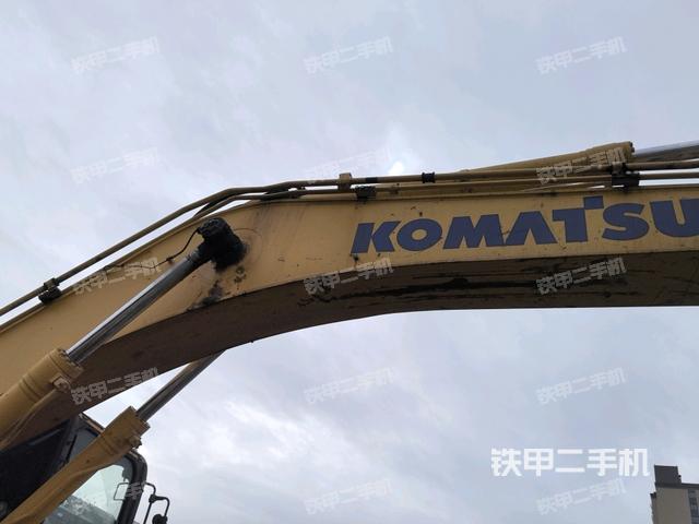 大臂整體?右側(工作和回轉(zhuǎn)裝置) 大臂整體?右側(工作和回轉(zhuǎn)裝置)