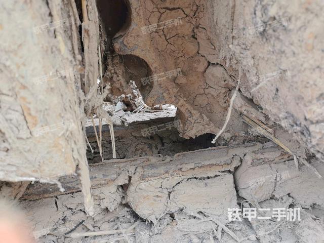 单侧履带整体（整机外观）