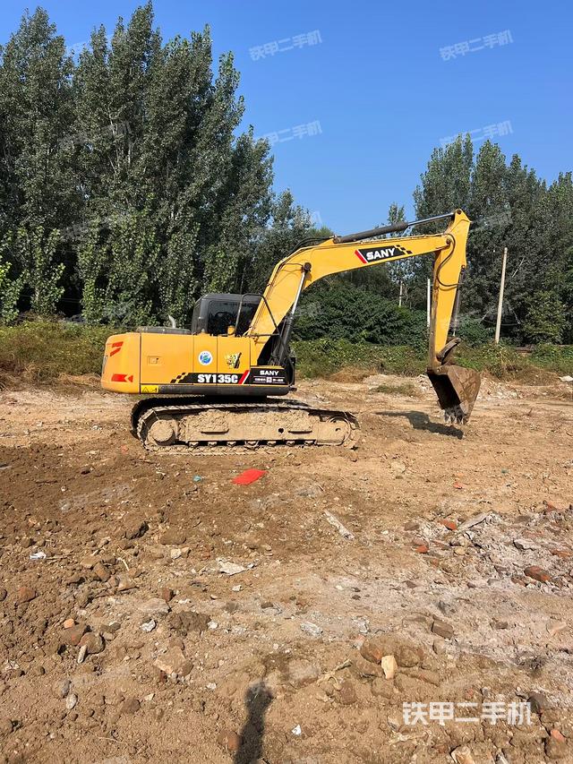 整機(jī)右后45°(整機(jī)外觀) 整機(jī)右后45°(整機(jī)外觀)