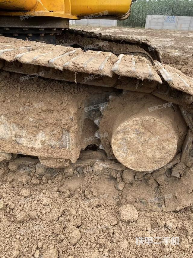 單側履帶整體(整機外觀) 單側履帶整體(整機外觀)