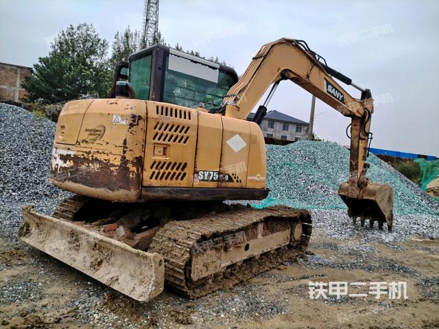 整機(jī)右后45°(整機(jī)外觀) 整機(jī)右后45°(整機(jī)外觀)