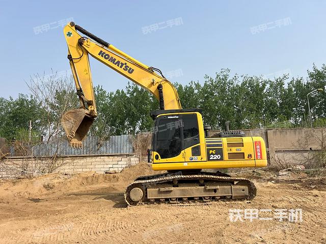 小松PC220-8M0挖掘機