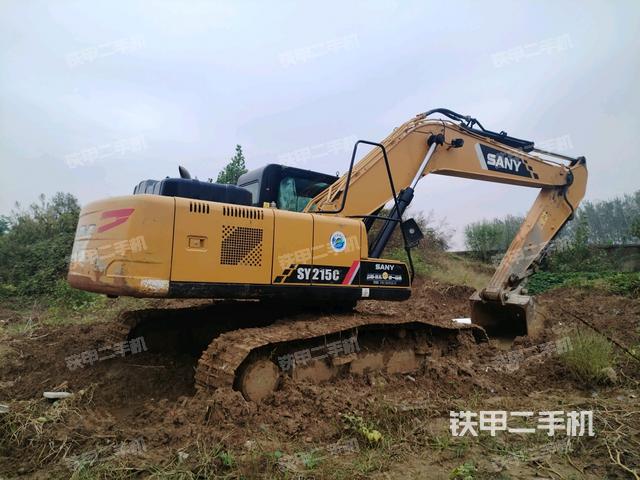 整機(jī)右后45°(整機(jī)外觀) 整機(jī)右后45°(整機(jī)外觀)