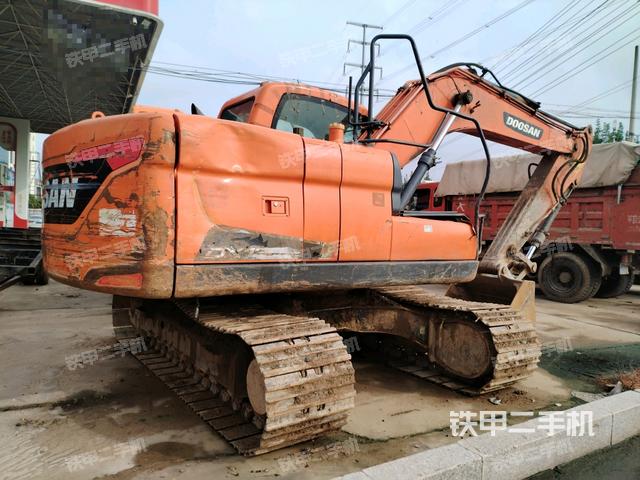 整机右后45°（整机外观）