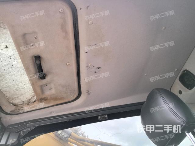 頂棚整體(駕駛室部分) 頂棚整體(駕駛室部分)