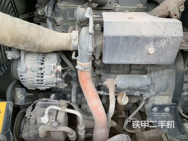 發(fā)動機整體俯視(整機外觀) 發(fā)動機整體俯視(整機外觀)