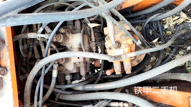 驾驶室顶部俯视（上车部件）