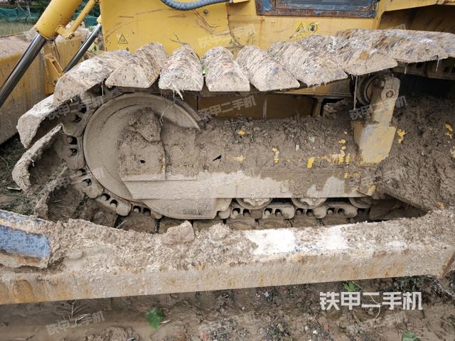 右引导轮（推土机底盘及工作装置）