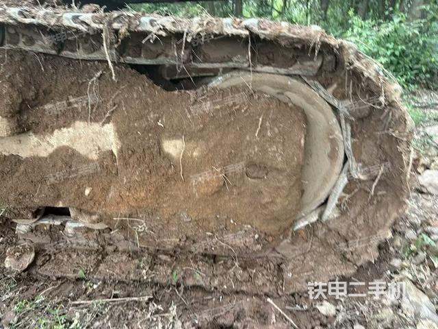 左側(cè)履帶整體?（行走機構(gòu)）