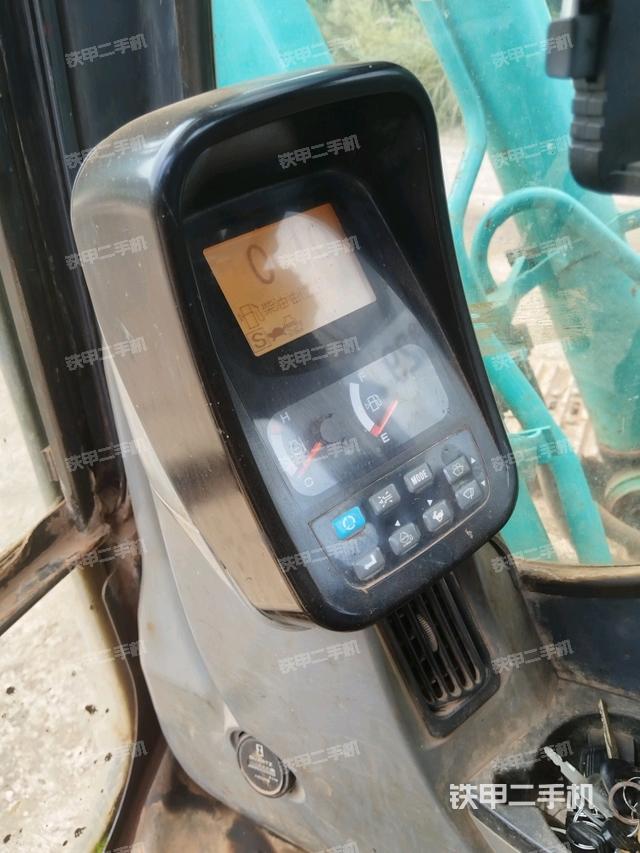 显示屏 （驾驶室部分）