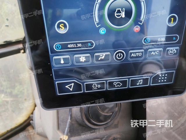 显示屏 （驾驶室部分）